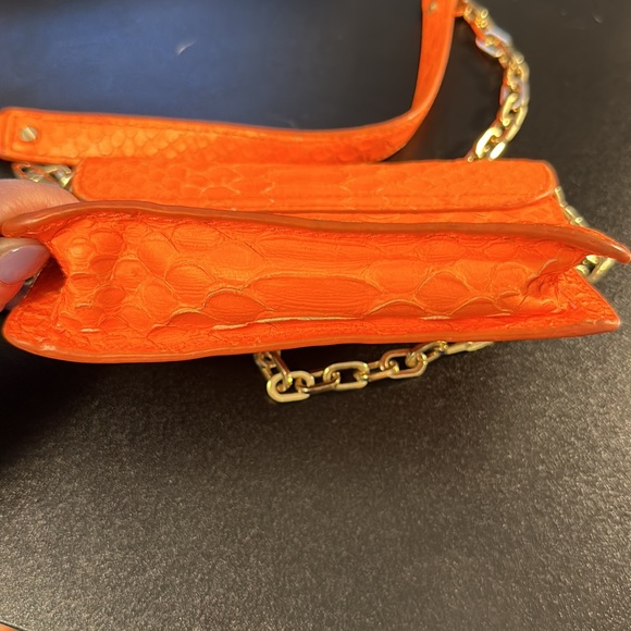 Rare orange Tory Burch purse - Picture 10 of 12